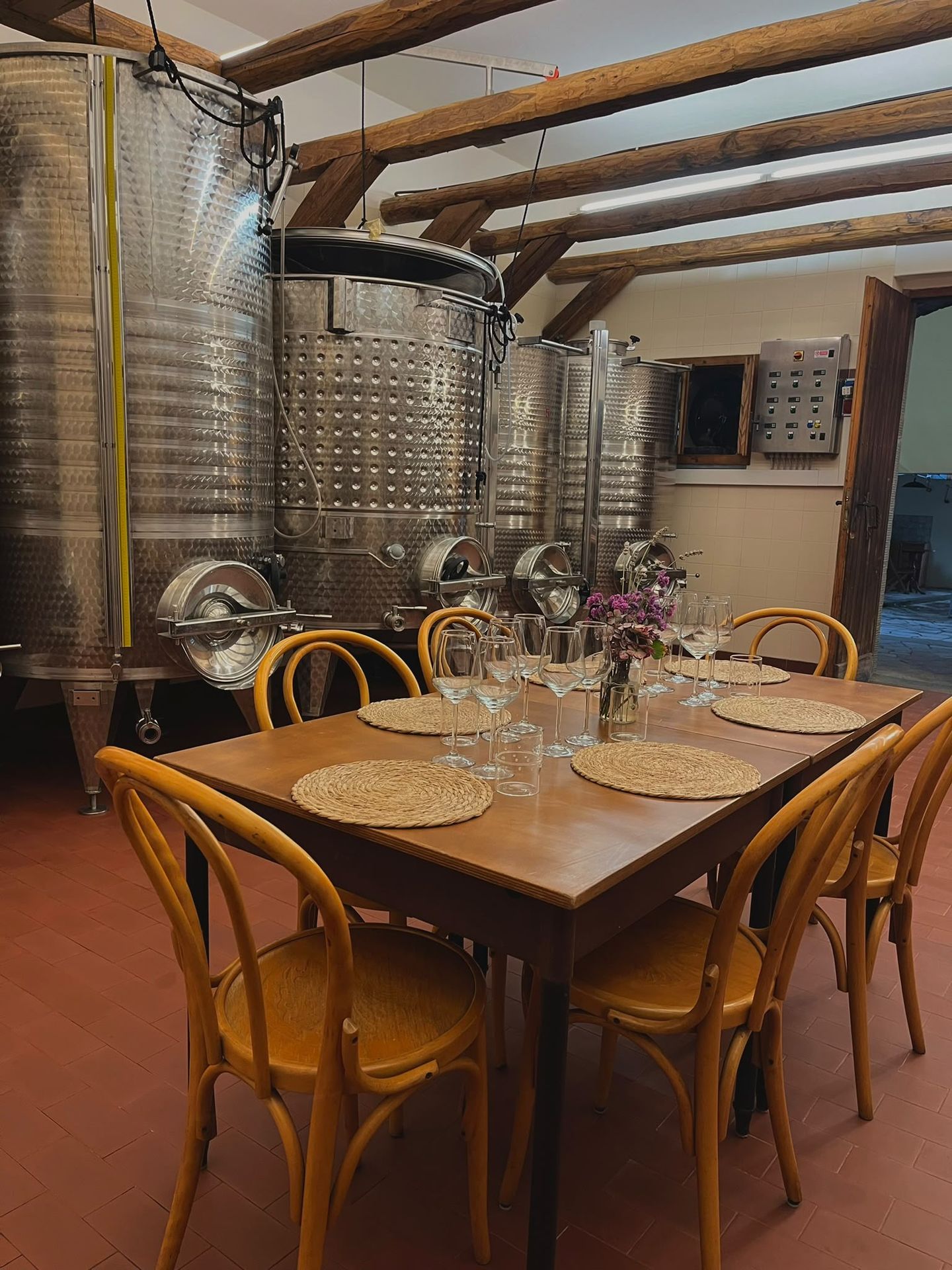 Cantina vinicola con degustazione vini ad Arcola